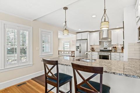 7 Perkins Ave, Reading, MA 01867 photo 11