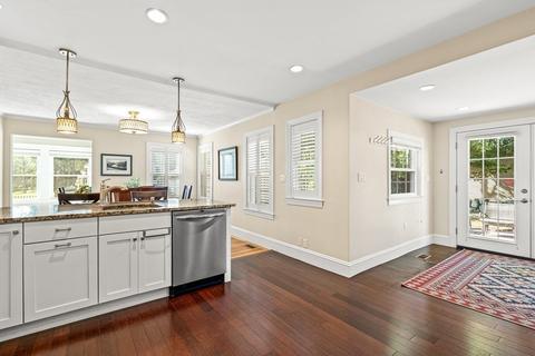7 Perkins Ave, Reading, MA 01867 photo 7