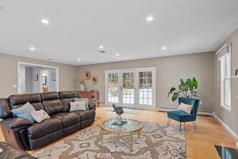 7 Gavin Cir, Andover, MA 01810 photo 18