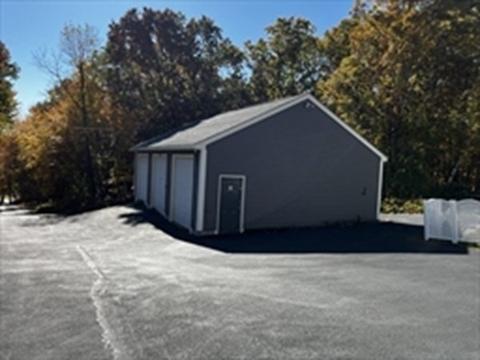 15 Douglas Rd, Webster, MA 01570 photo 3