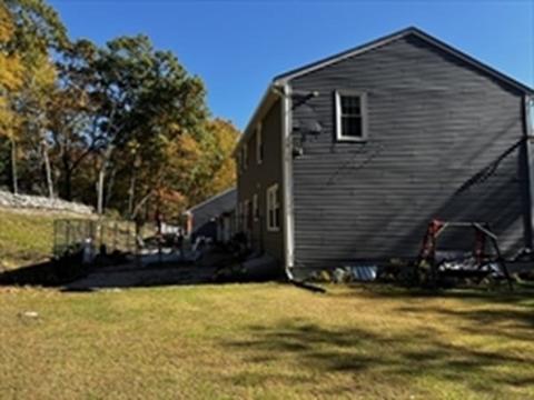 15 Douglas Rd, Webster, MA 01570 photo 5