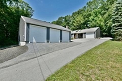 15 Douglas Rd, Webster, MA 01570 photo 17