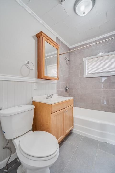 35 Stuart St, Springfield, MA 01119 photo 21