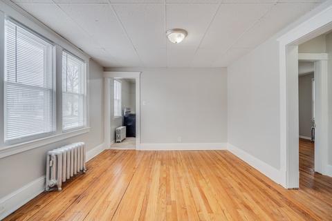 35 Stuart St, Springfield, MA 01119 photo 28