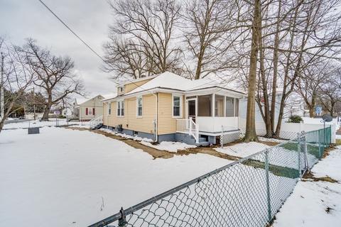 35 Stuart St, Springfield, MA 01119 photo 34