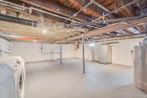 35 Stuart St, Springfield, MA 01119 photo 30