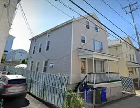 219 William St, Fall River, MA 02721 photo 3