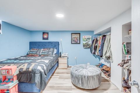 616 Armory St, Springfield, MA 01104 photo 32