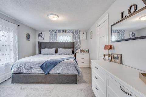 616 Armory St, Springfield, MA 01104 photo 18