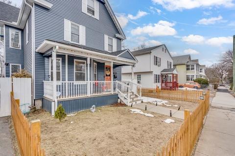 616 Armory St, Springfield, MA 01104 photo 2