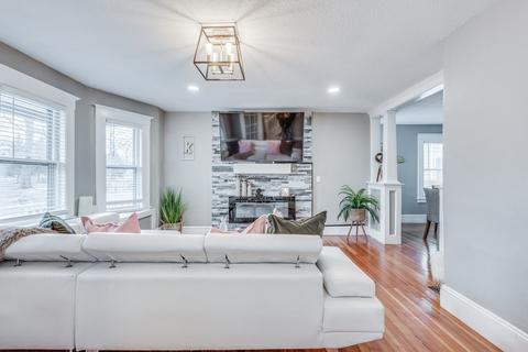 616 Armory St, Springfield, MA 01104 photo 6