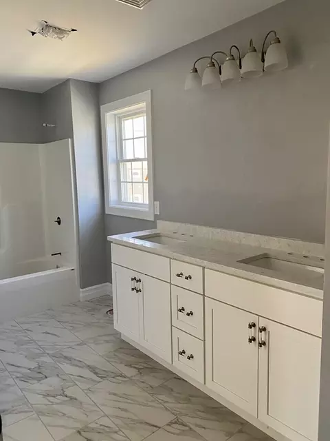 297 Chavenson St, Fall River, MA 02723 photo 8