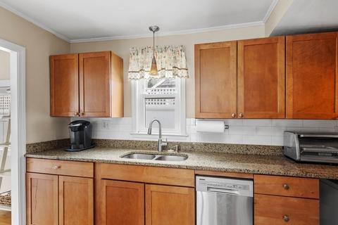 29 Grove Ave, Hingham, MA 02043 photo 16