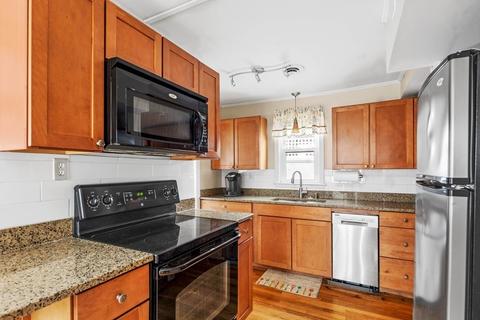29 Grove Ave, Hingham, MA 02043 photo 17