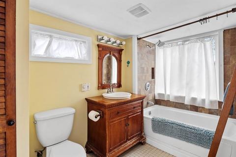 29 Grove Ave, Hingham, MA 02043 photo 22