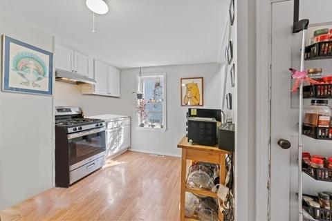 30 Mazarin St, Springfield, MA 01151 photo 6