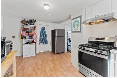 30 Mazarin St, Springfield, MA 01151 photo 5