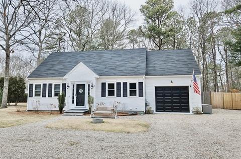 71 Bog River Bnd, Mashpee, MA 02649 photo 1