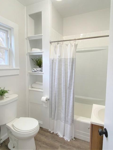 486 Snell St, Fall River, MA 02721 photo 9