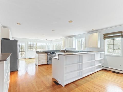 105 Haven St, Dover, MA 02030 photo 10
