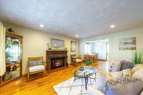 34 Anthony Rd, Franklin, MA 02038 photo 5