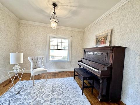 73 Randolph St, Springfield, MA 01108 photo 8