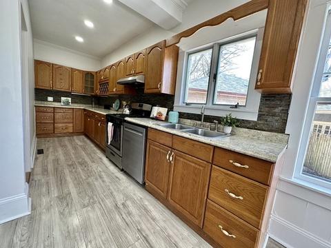 73 Randolph St, Springfield, MA 01108 photo 14