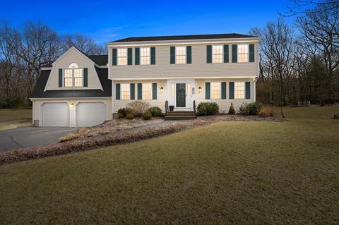 39 Chamberlain Rd, Uxbridge, MA 01569 photo 1