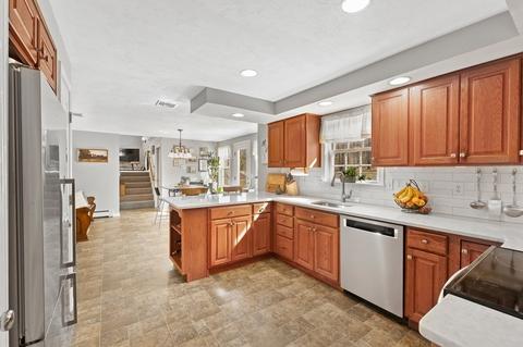 39 Chamberlain Rd, Uxbridge, MA 01569 photo 7