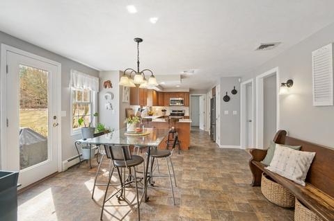 39 Chamberlain Rd, Uxbridge, MA 01569 photo 13