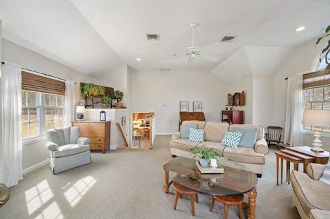 39 Chamberlain Rd, Uxbridge, MA 01569 photo 12