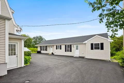 108 High St, Wareham, MA 02571 photo 4