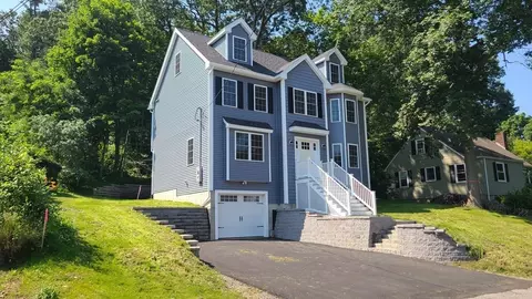 143 Elm St, Wakefield, MA 01880