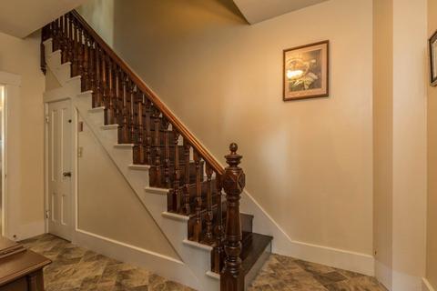 10 Jay St, Gardner, MA 01440 photo 8