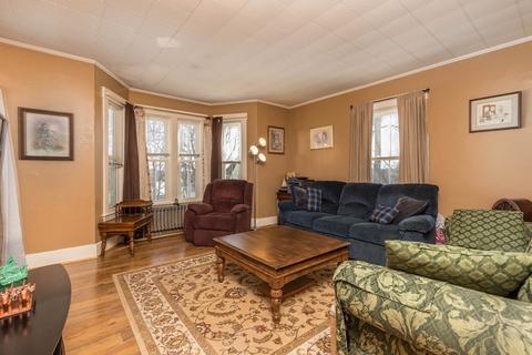 10 Jay St, Gardner, MA 01440 photo 4