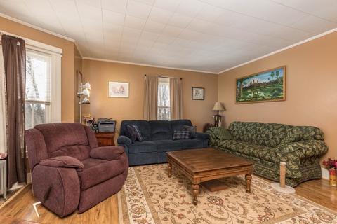 10 Jay St, Gardner, MA 01440 photo 5