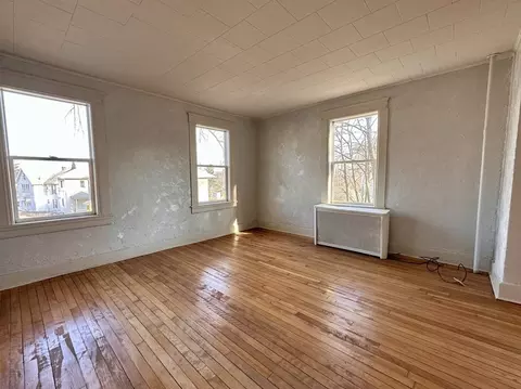 1 Gordon St, Worcester, MA 01604 photo 10
