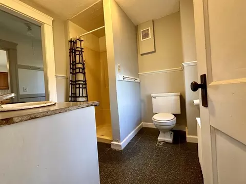 1 Gordon St, Worcester, MA 01604 photo 18