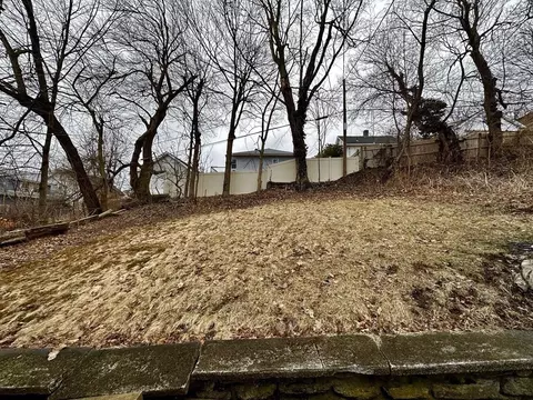 1 Gordon St, Worcester, MA 01604 photo 36