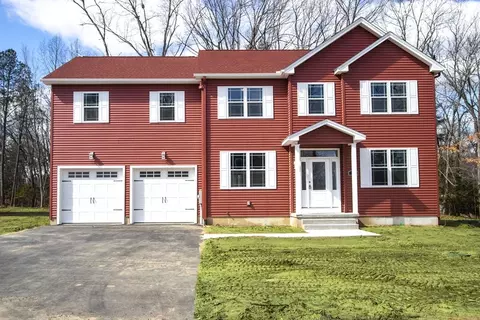 130 W Crystal Brook Dr, Springfield, MA 01118