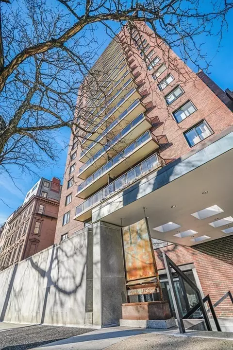 180 Beacon St #2G, Boston, MA 02116