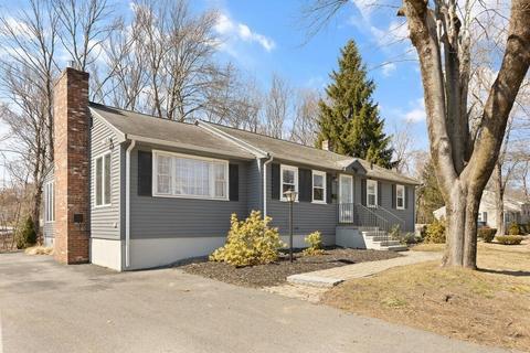 25 Brown St, Maynard, MA 01754 photo 2