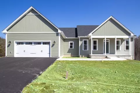 11 Sunny Crest Ln, Belchertown, MA 01007
