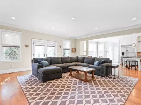 78 Mayflower Rd, Needham, MA 02492 photo 4