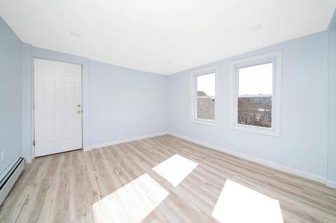 37 Chilmark St, Worcester, MA 01604 photo 13