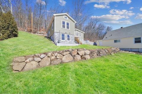 37 Chilmark St, Worcester, MA 01604 photo 3