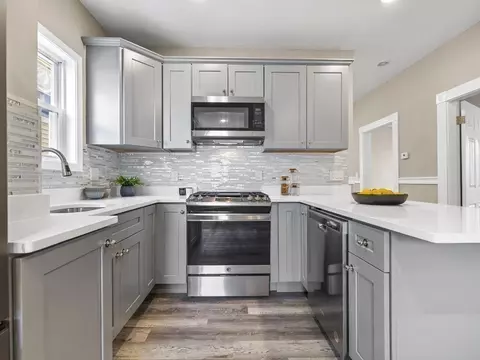33 Jaques St #1, Somerville, MA 02145