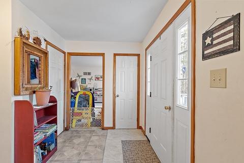 93 Mountain Rd, Erving, MA 01344 photo 17