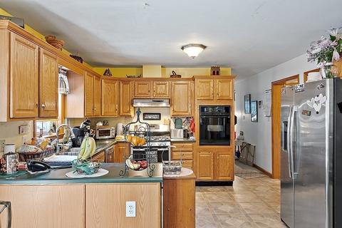 93 Mountain Rd, Erving, MA 01344 photo 3