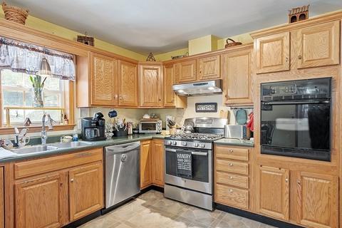 93 Mountain Rd, Erving, MA 01344 photo 5